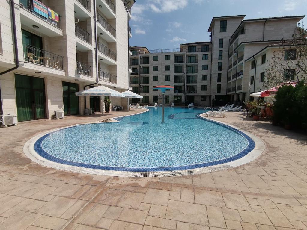 Bazén v ubytování Family Apartments Amadeus lux nebo v jeho okolí