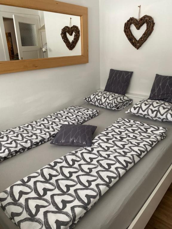 Posteľ alebo postele v izbe v ubytovaní Das Almsternderl - gemütliche Wohnung in Gosau