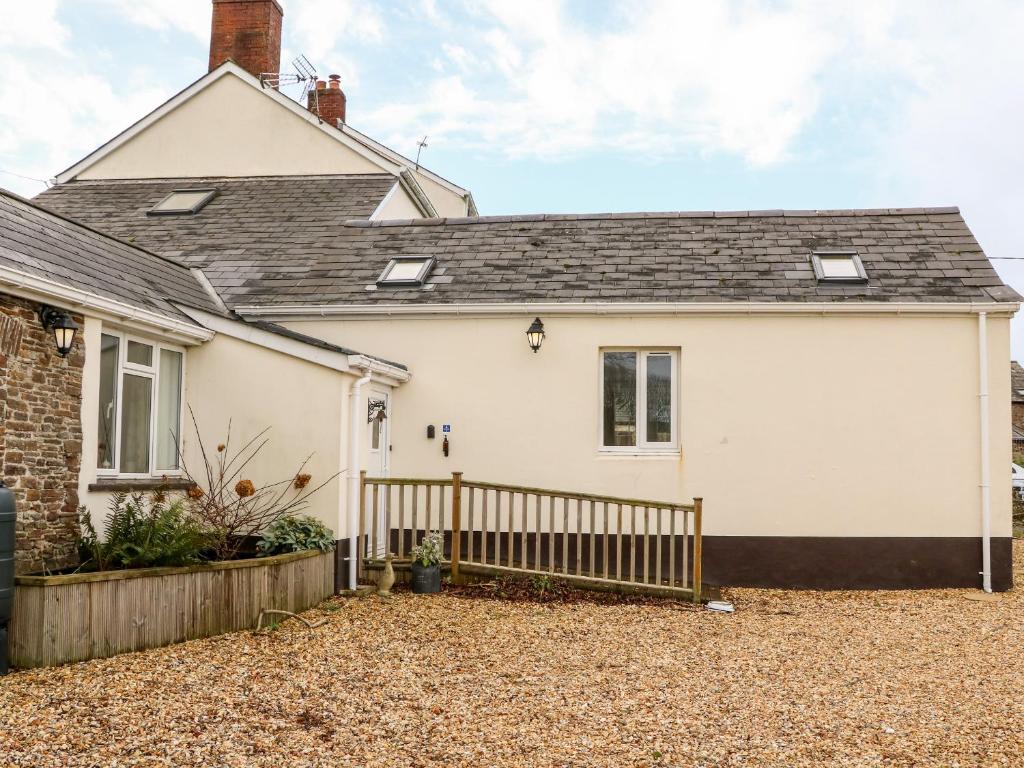 Littleham Court Cottage, Bideford (updated prices 2024)