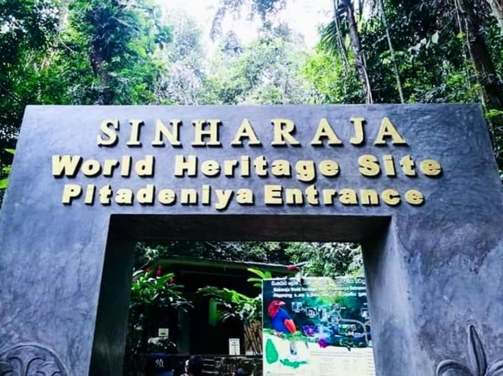 Afbeelding uit fotogalerij van Cinnamon Village Sinharaja in Deniyaya