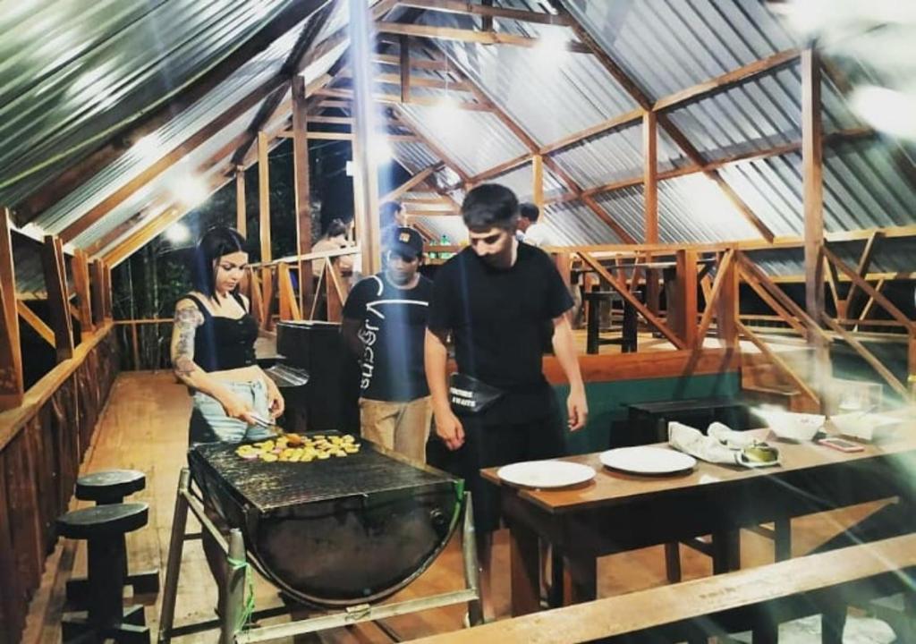 Gasten van Cinnamon Village Sinharaja