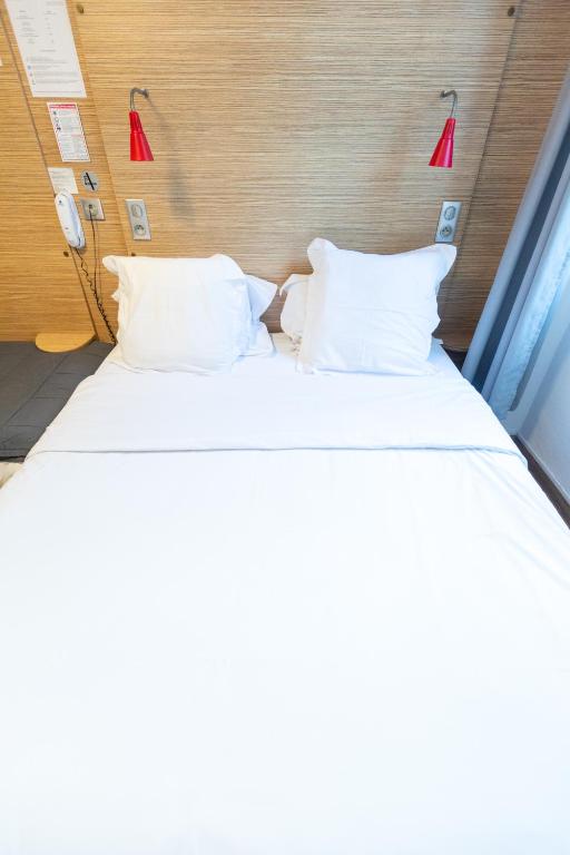 Hôtel Edmond Rostand - Resim 38