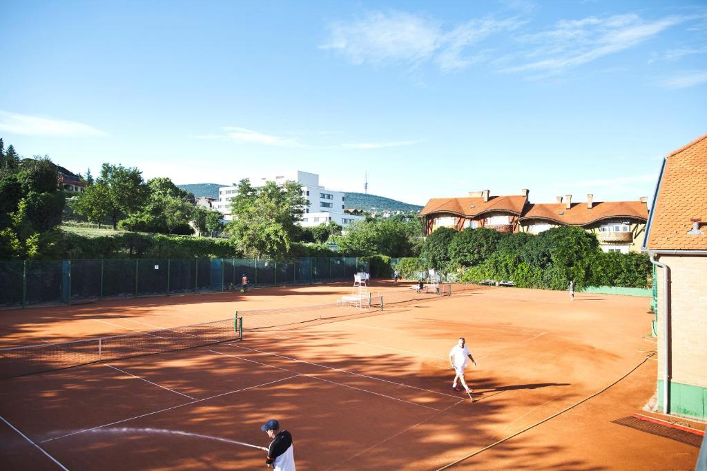 Fotografie z fotogalerie ubytování Hotel Makar Sport & Wellness v destinaci Pécs