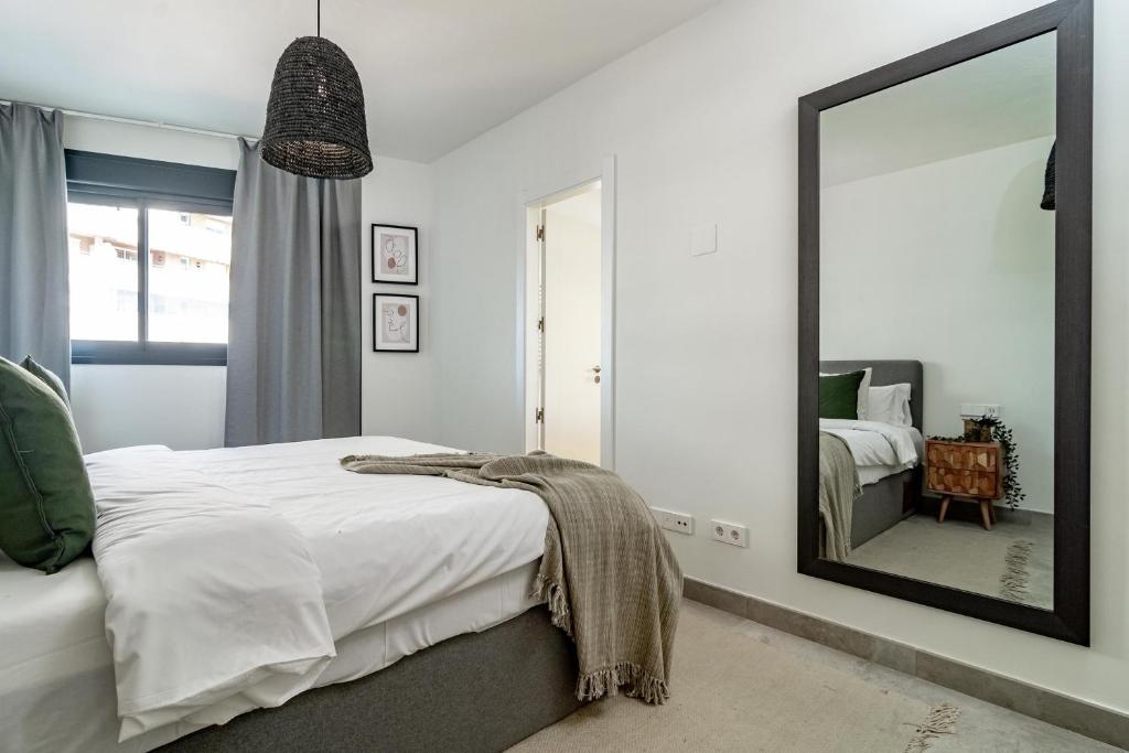 Posteľ alebo postele v izbe v ubytovaní INF12A- Apartment close to beach and old town