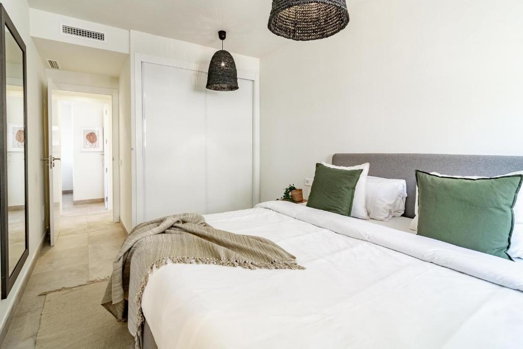 Posteľ alebo postele v izbe v ubytovaní INF12A- Apartment close to beach and old town
