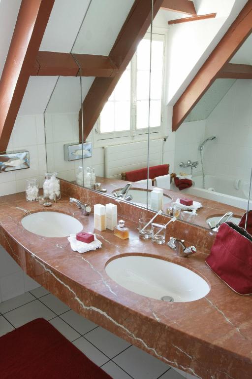 Hôtel Restaurant Ar Milin-Logis hôtels - Error