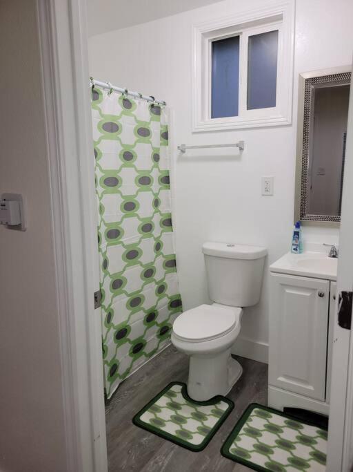 Adorable studio in Vallejo - Appartement Met één Slaapkamer