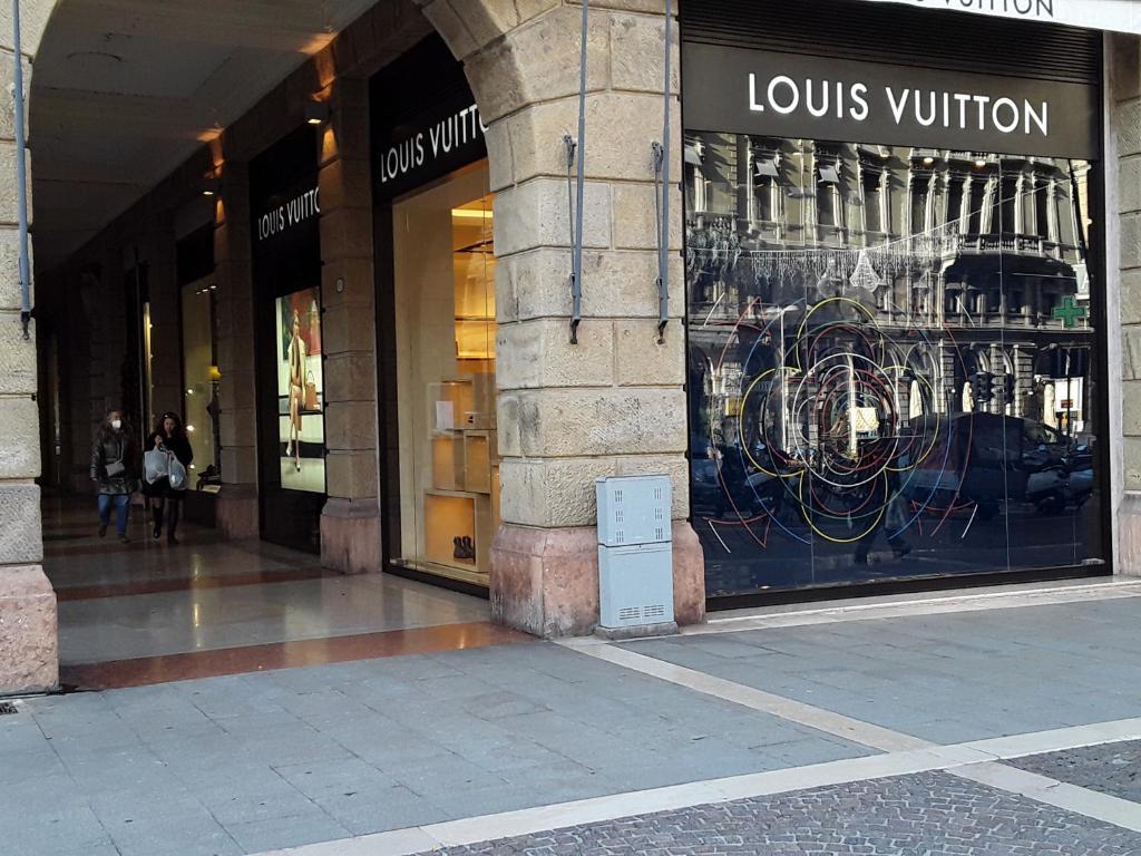 Louis Vuitton Padova store, Italy