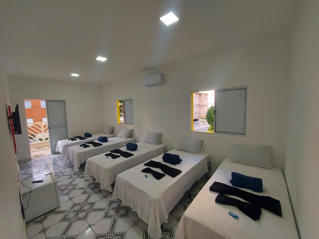 Hospedaria - Family Room With Private Bathroom