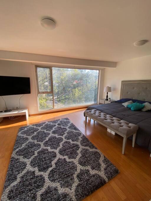 Hermoso depa #3 Bosques de las Lomas. - Three-Bedroom Apartment