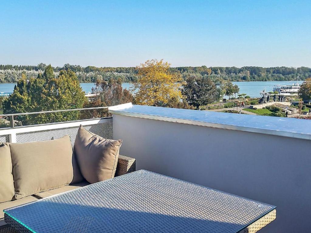 Výhled na řeku, která protéká v blízkosti apartmánu