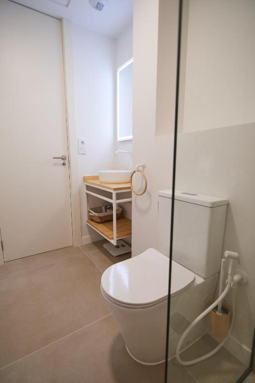 Slow Home Apartments - 7