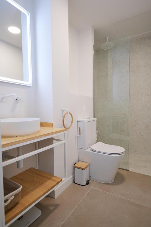 Slow Home Apartments - 6