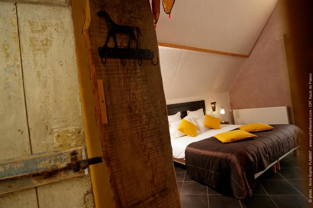Postel nebo postele na pokoji v ubytování Alex Factory Gites et Chambres d'hôtes Côte d'Opale