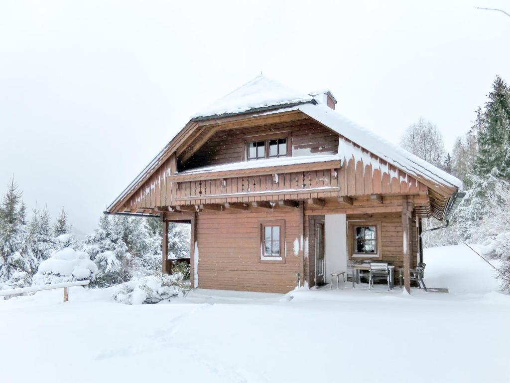 Chalet Simons Blockhütte by Interhome v zimě