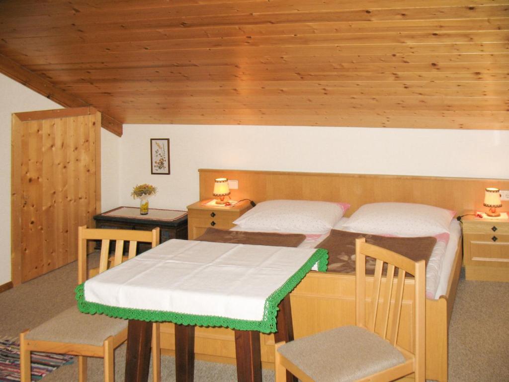 Postel nebo postele na pokoji v ubytování Apartment Lassnig-1 by Interhome