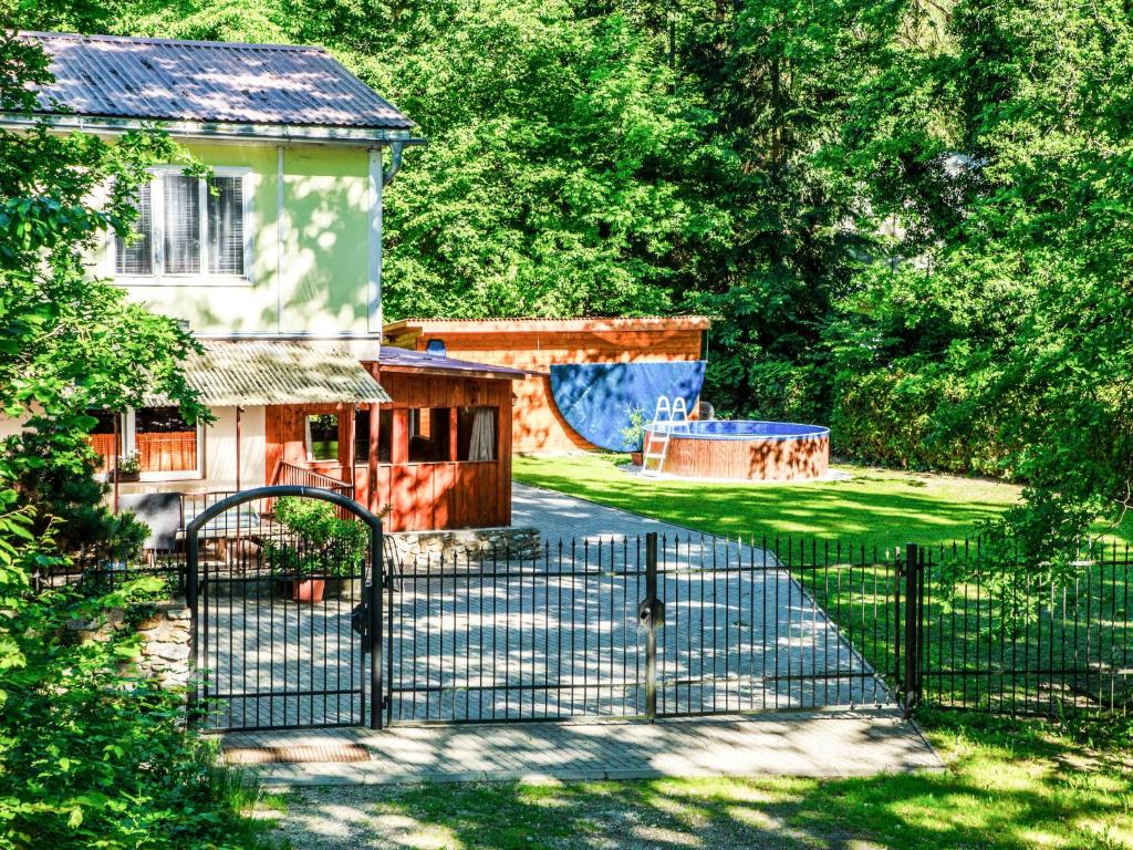 Vonkajšia záhrada v ubytovaní Holiday Home Jirka by Interhome