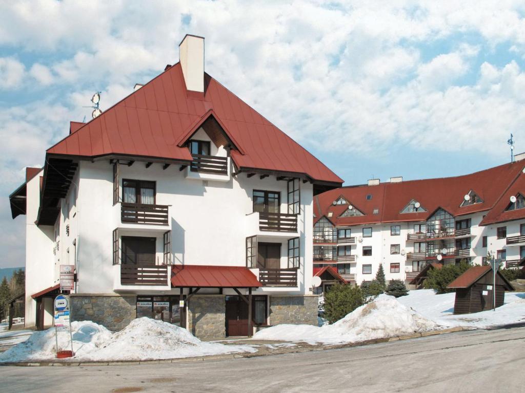 Budynek, w którym mieści się apartament