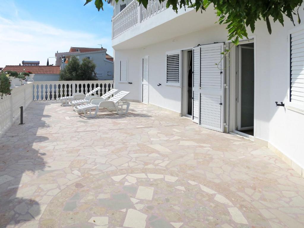 Balkón alebo terasa v ubytovaní Apartment Suzi-2 by Interhome