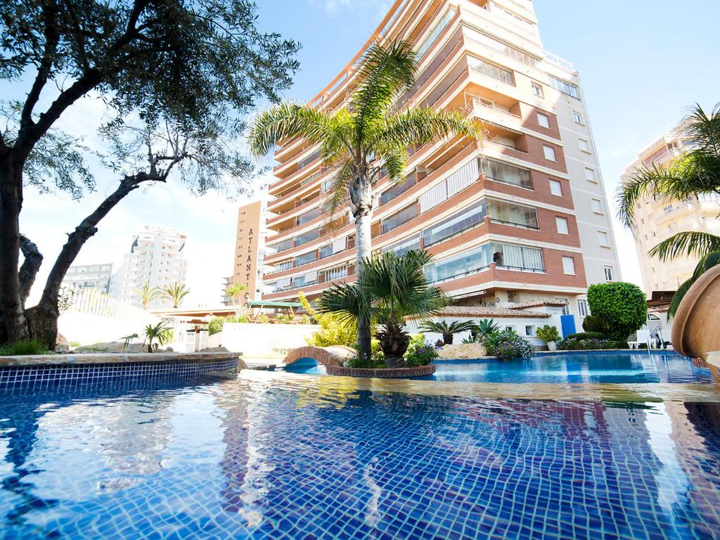 https://cf.bstatic.com/xdata/images/hotel/max1024x768/331805050.jpg?k=a34b1064e176a6da58e9d6dbdb817e4768a419bbbc9e8461afe4bc7d44b45d01&o=&hp=1