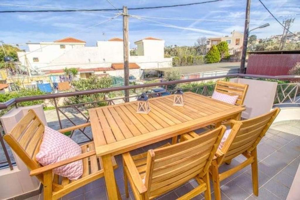 Fotografia z galérie ubytovania Mirtos Cozy House v destinácii Agia Marina Nea Kydonias