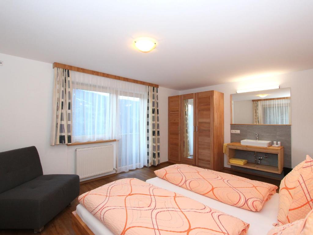 Postel nebo postele na pokoji v ubytování Holiday Home Zeller by Interhome
