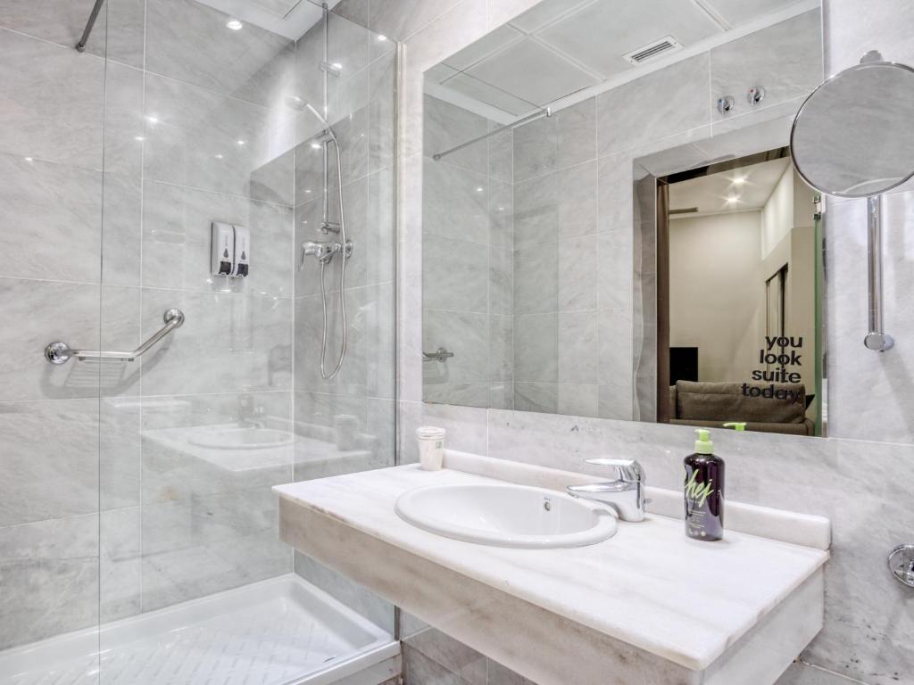 Limehome Madrid Calle de Don Ramón de la Cruz - Resim 36