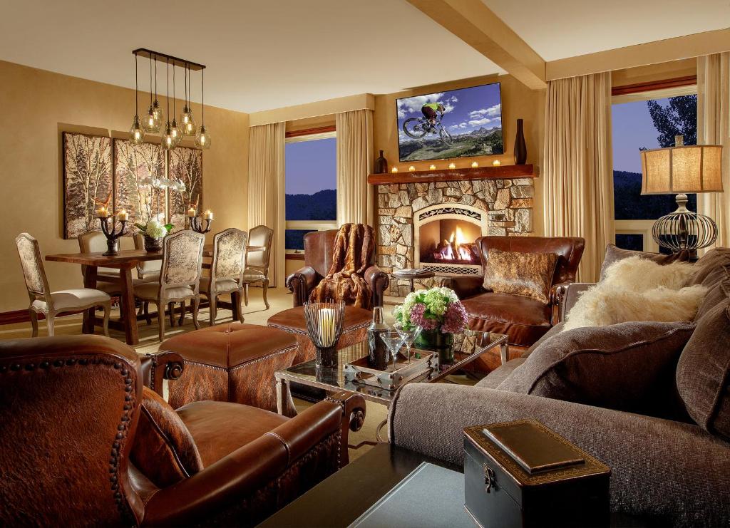 Rustic Inn Creekside - Suite De Deux Chambres