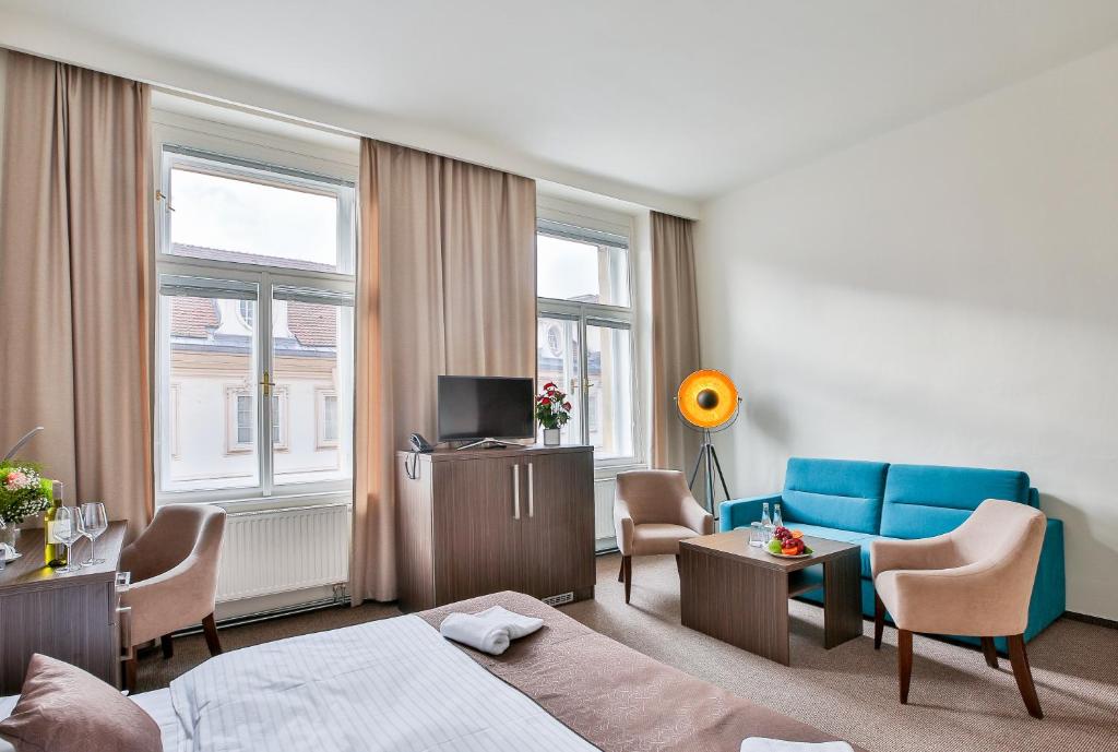 Apartments Embassy by LH - Resim 10