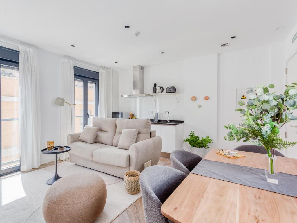 Limehome Málaga Calle Ancha del Carmen - Digital Access - Resim 19