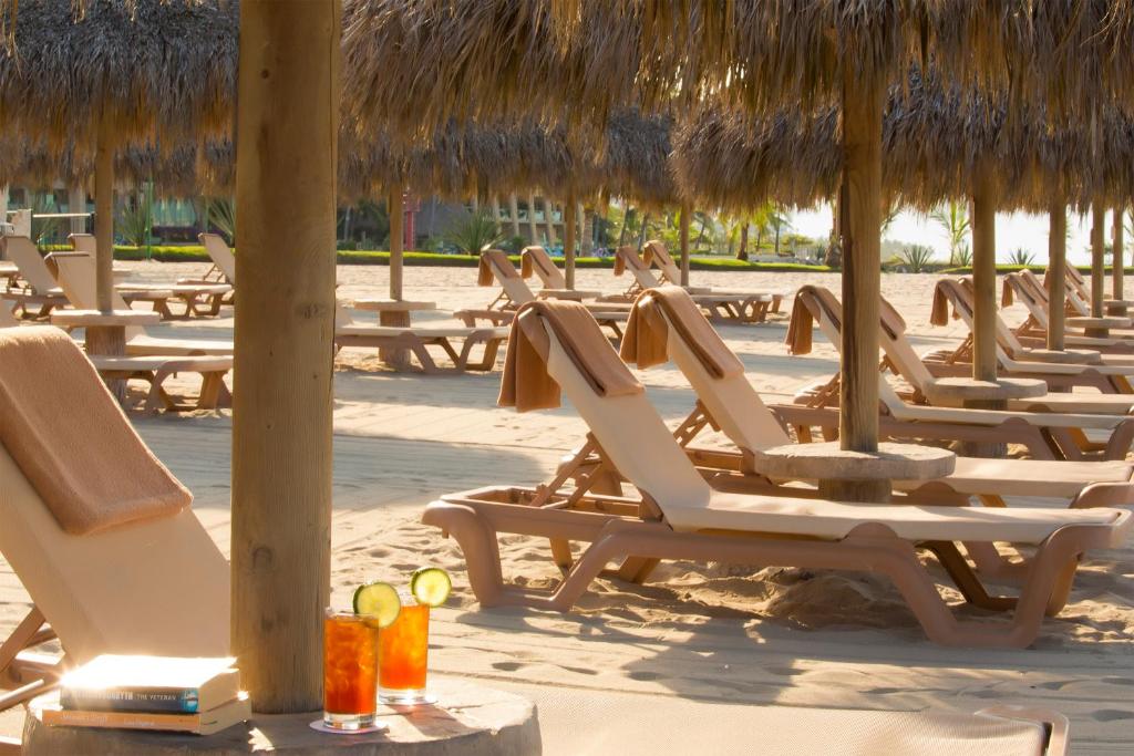 Paradise Village photo