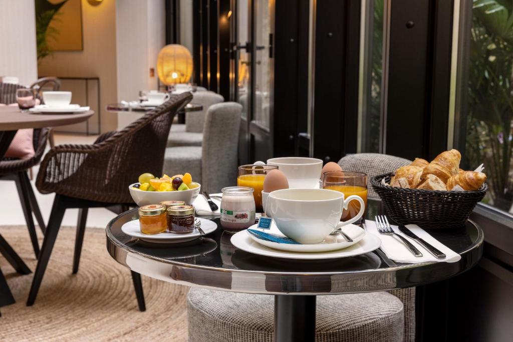 Hôtel Moderniste - Resim 23