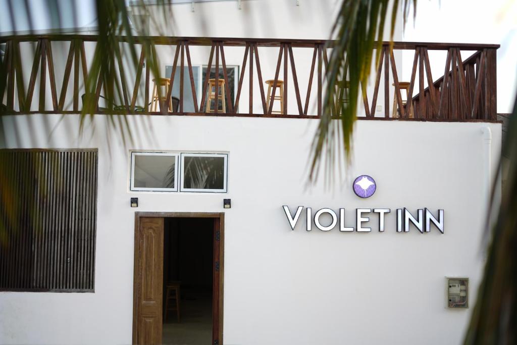 Fotografie z fotogalerie ubytování Violet Inn Hotel v destinaci Dharavandhoo