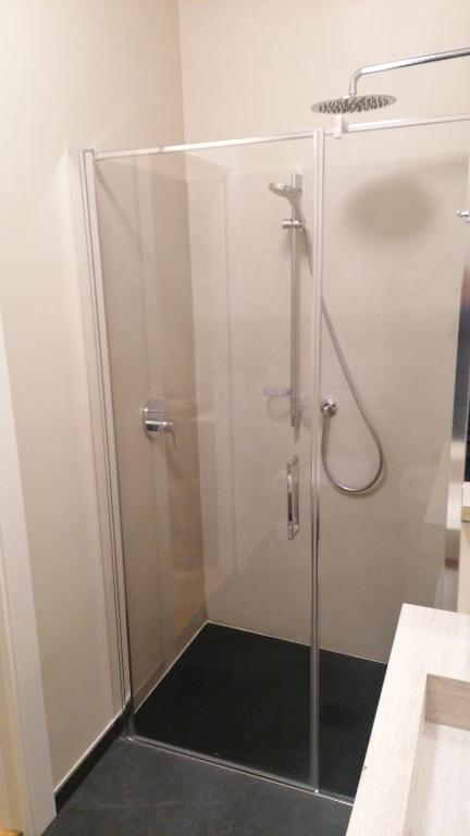 A bathroom at Al Molo di Sant'Agostino