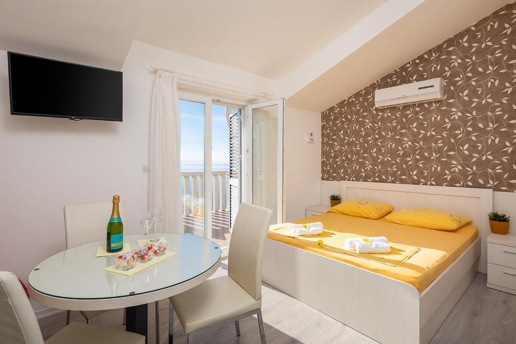 Apartmani Kaštelančić - 与海景的工作室