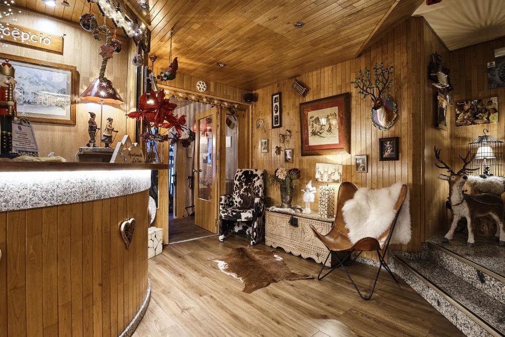 Posezení v ubytování Apartaments La Neu