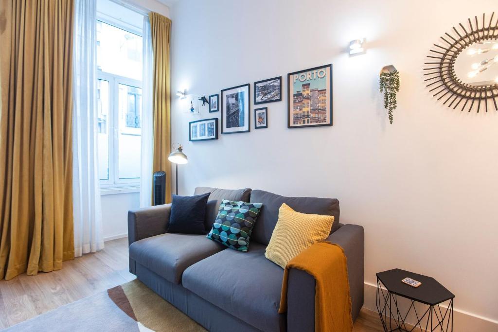Elegant & Bright Flat by LovelyStay