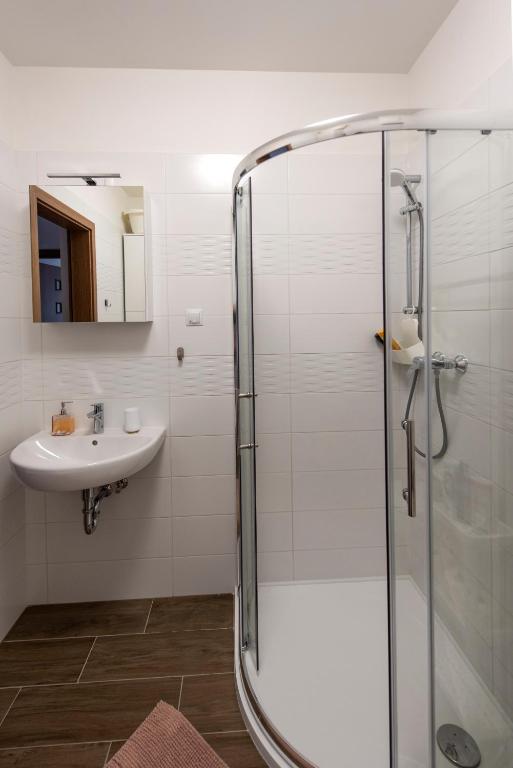 Kúpeľňa v ubytovaní Cute apartman- free parking