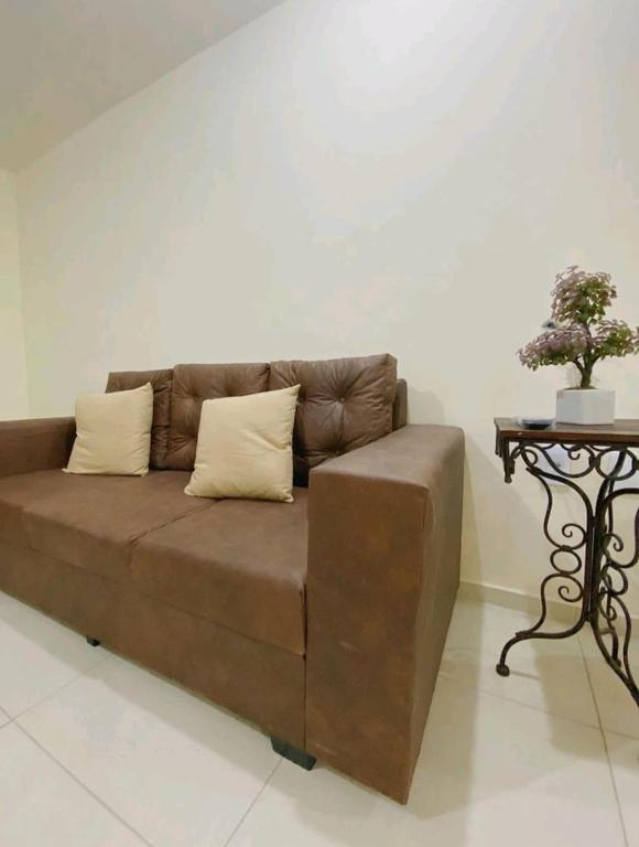 Apartamento Mobiliado AptCE - Apartamento Com 2 Quartos