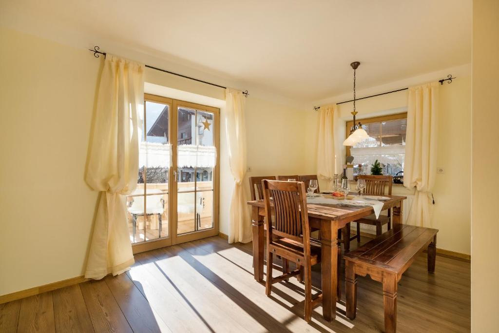 Fotografie z fotogalerie ubytování Das Krumerhaus v destinaci Aschau