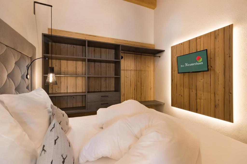 Postel nebo postele na pokoji v ubytování Das Krumerhaus
