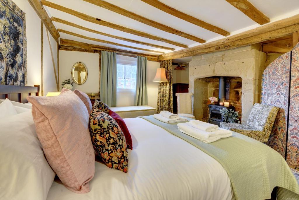 Fotografie z fotogalerie ubytování Tudor Cottage by Spa Town Property - Historic Charm in Warwick Town Centre v destinaci Warwick