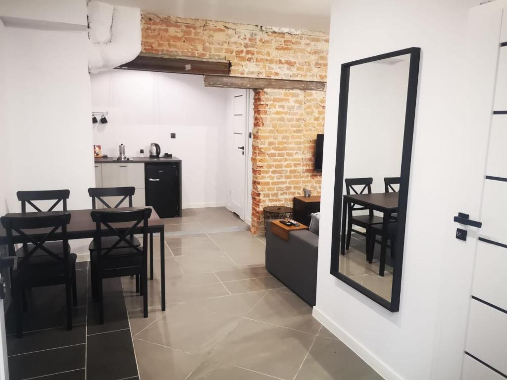 Kuchyňa alebo kuchynka v ubytovaní Apartamenty LENA 4