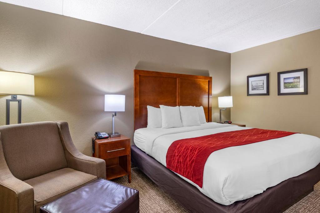 Comfort Inn Matthews / Charlotte photo