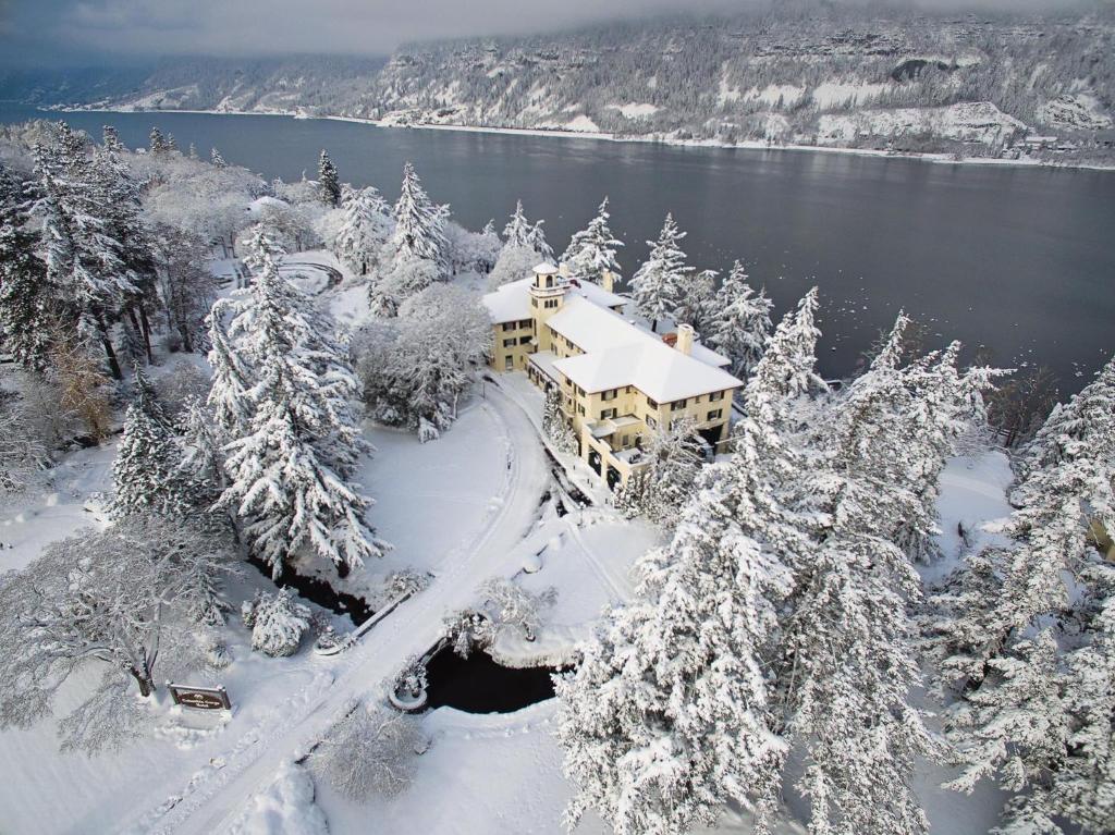 Columbia Gorge Hotel & Spa