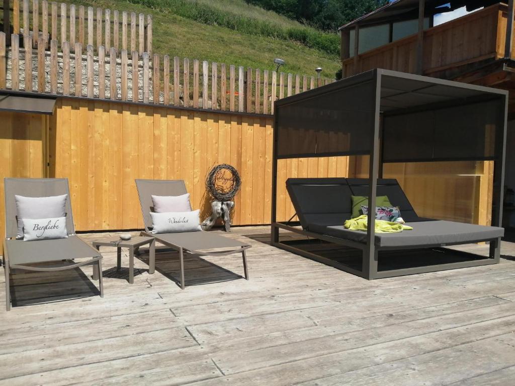 Zdjęcie z galerii obiektu Panorama Apartment Raffeinhof w mieście Santa Valpurga