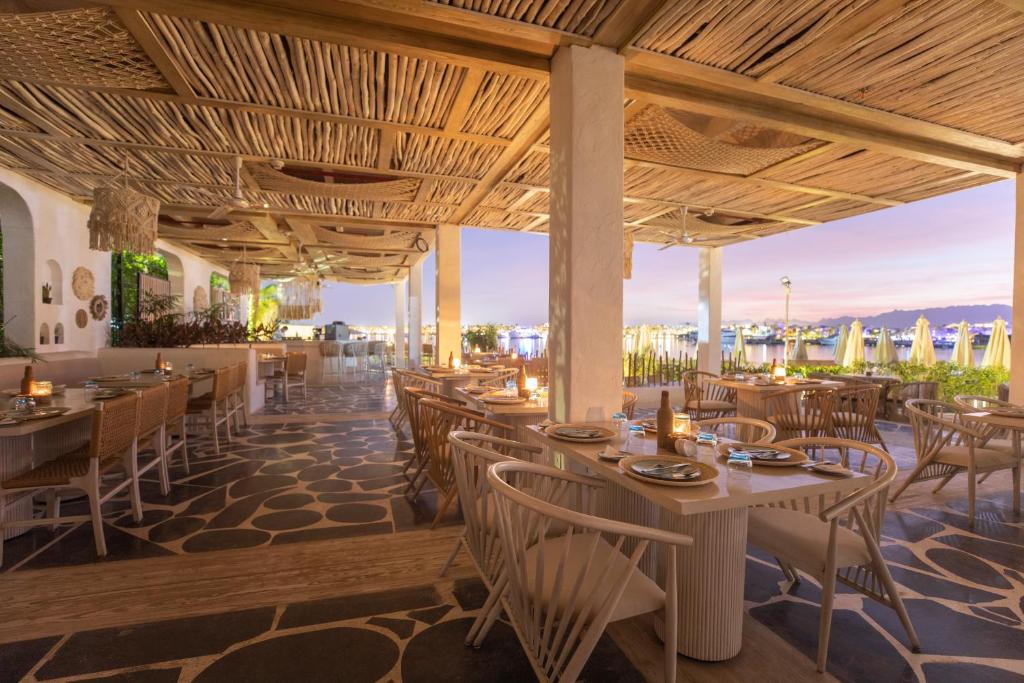 Restaurace v ubytování Sunrise Tucana Resort Grand Select