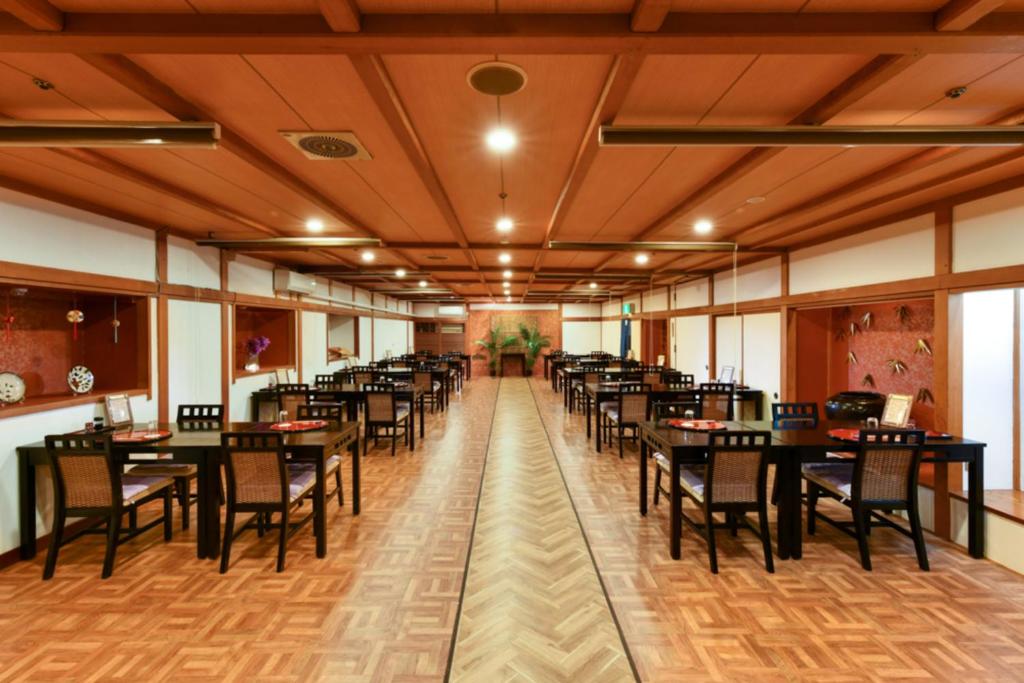 Restaurace v ubytování Hokkawa Onsen Hotel