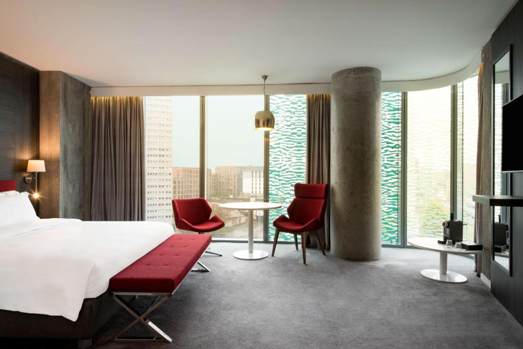 Postel nebo postele na pokoji v ubytování Radisson Blu Hotel, Birmingham