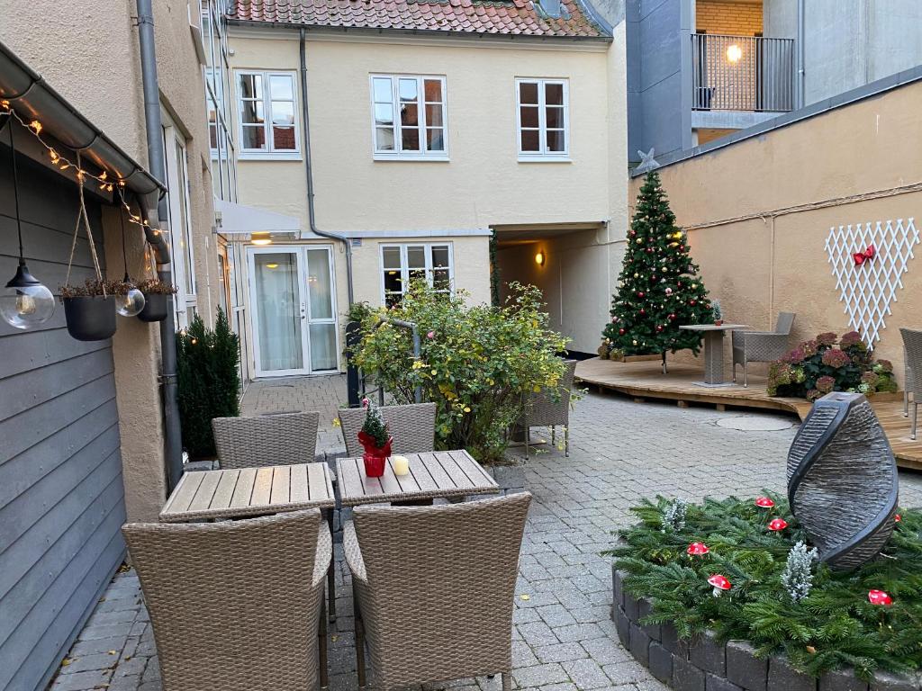 Budova, kde se aparthotel nachází